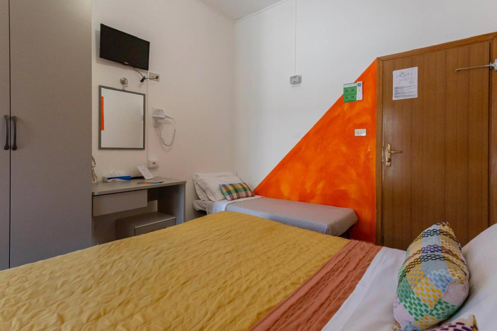 Hotel A Casa Nostra Rimini Exterior photo